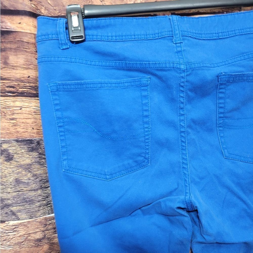 Womens Capris‎ - Picture 5 of 9